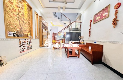  BÁN NHÀ ĐẸP TRẦN HƯNG ĐẠO, DĨ AN – 99M² x 2TẦNG – CHỈ 5.28 TỶ